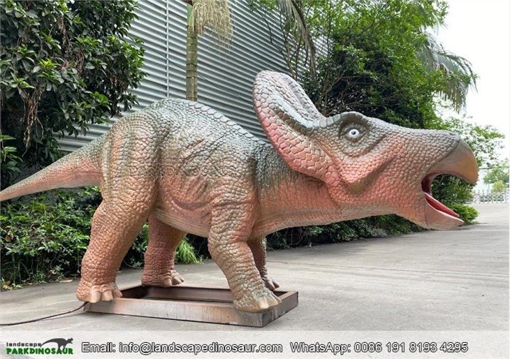 Realistic Full Size Robotic Dinosaur-01